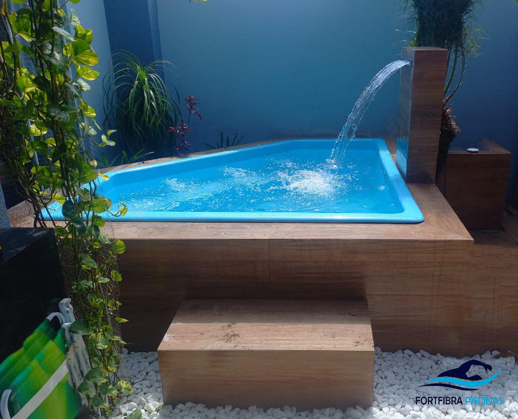 foto piscina cartão